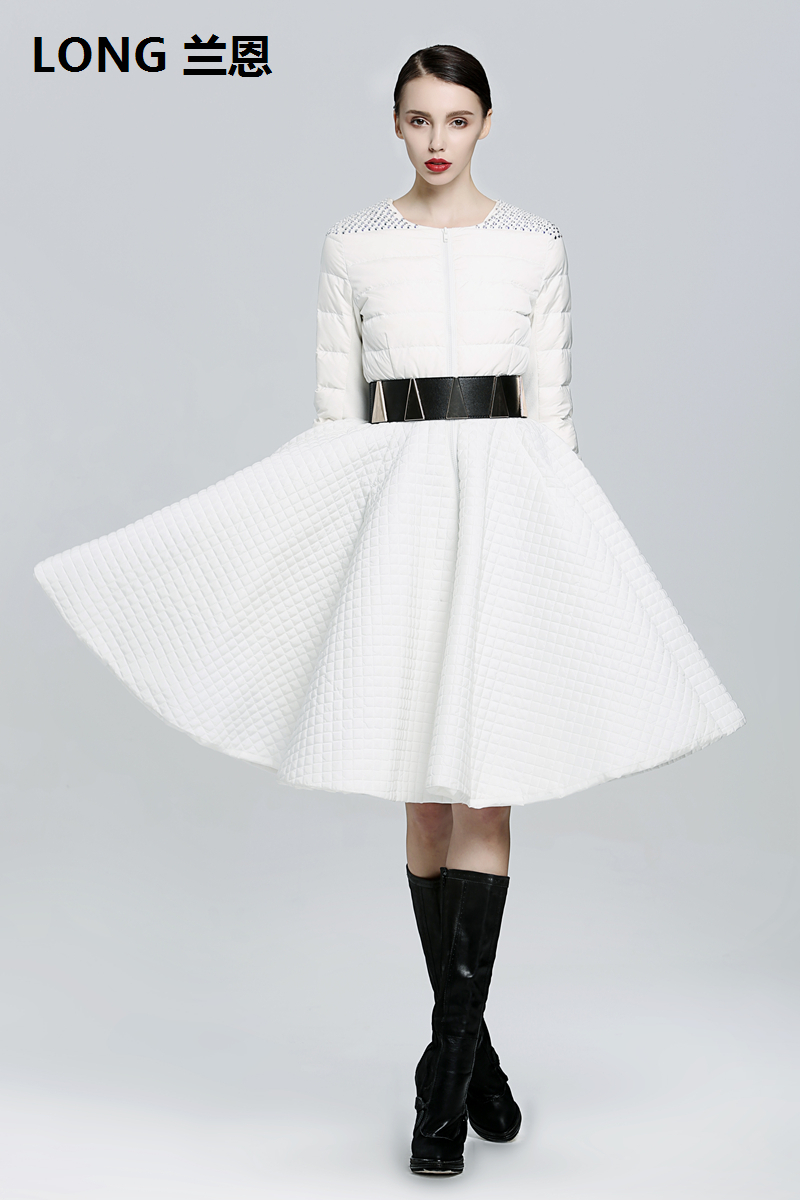 蘭恩女裝 詮釋優雅與時尚的完美融合